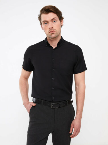 پیراهن آستین کوتاه مردانه اسلیم فیت یقه پیراهن دکمه دار LCWAIKIKI Formal S3AA74Z8 ال سی وایکیکی